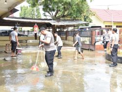 Kapolres Bireuen Pastikan Pelayanan di Mapolsek Terdampak Banjir Berjalan Normal