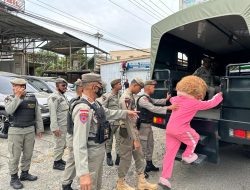 Tim Satpol PP dan WH Aceh Tangkap Badut di Banda Aceh