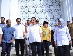 Pj Gubernur Aceh Serahkan Dana Rp 10 M untuk Pembangunan Masjid Giok Nagan Raya 