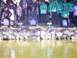 Sekda Aceh Ikut Lomba Mancing ‘Sinergitas TNI-Polri’ di Kolam Mapolda