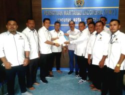 PWI Pusat Serahkan Aset Kantor ke PWI Kota Lhokseumawe