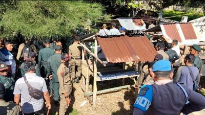 Satpol PP dan WH Aceh Barat Bongkar ‘Pondok Mesum’, Nyaris Baku Hantam