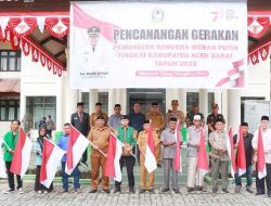 Pemkab Aceh Barat Bagikan 6.500 Lembar Bendera Merah Putih