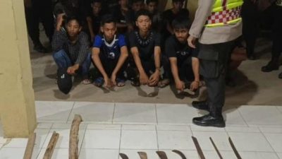 Polsek Baitussalam Amankan 31 Anggota Geng Motor, Disita 19 Sajam dan Kayu Berpaku