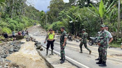 Dandim Nagan Raya Tinjau Titik Longsor di Lintasan Beutong–Aceh Tengah