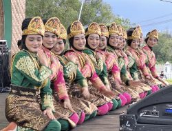 Ratoh Jaroe dan Likok Pulo Hentak Pembukaan Piasan Aceh Rayeuk