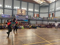 Puluhan Atlet Bulu Tangkis Usia Dini Perebutkan Piala Kadis PUPR Aceh Barat