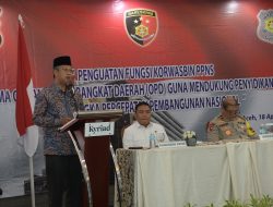 Asisten III Buka Kegiatan Pembinaan Peningkatan Kemampuan PPNS