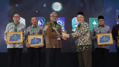 Pemerintah Aceh Raih Juara I Anugerah Adinata Syariah