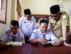 Sebelum Mulai Belajar, Siswa SMA Baca Quran 15 Menit