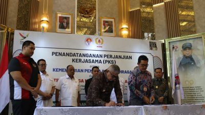 Pj Gubernur Aceh Teken PKS Penyelanggaraan PON XXI di Kemenpora