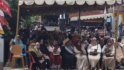 Dihadiri Tokoh Lokal dan Nasional, Pasangan “ADAB” Dipeusijuek di Sukamakmur