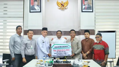 Masjid Agung Sabang Terima Dana CSR Rp 200 Juta dari Bank Aceh