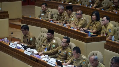 Bahas Pilkada Serentak dengan Komisi II DPR, Ini yang Dilaporkan Pj Gubernur Aceh