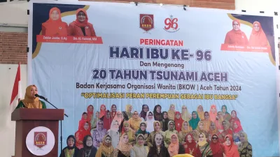 Rutin Peringati Hari Ibu dan Renungan Tsunami, Darwati A Gani Apresiasi BKOW Aceh